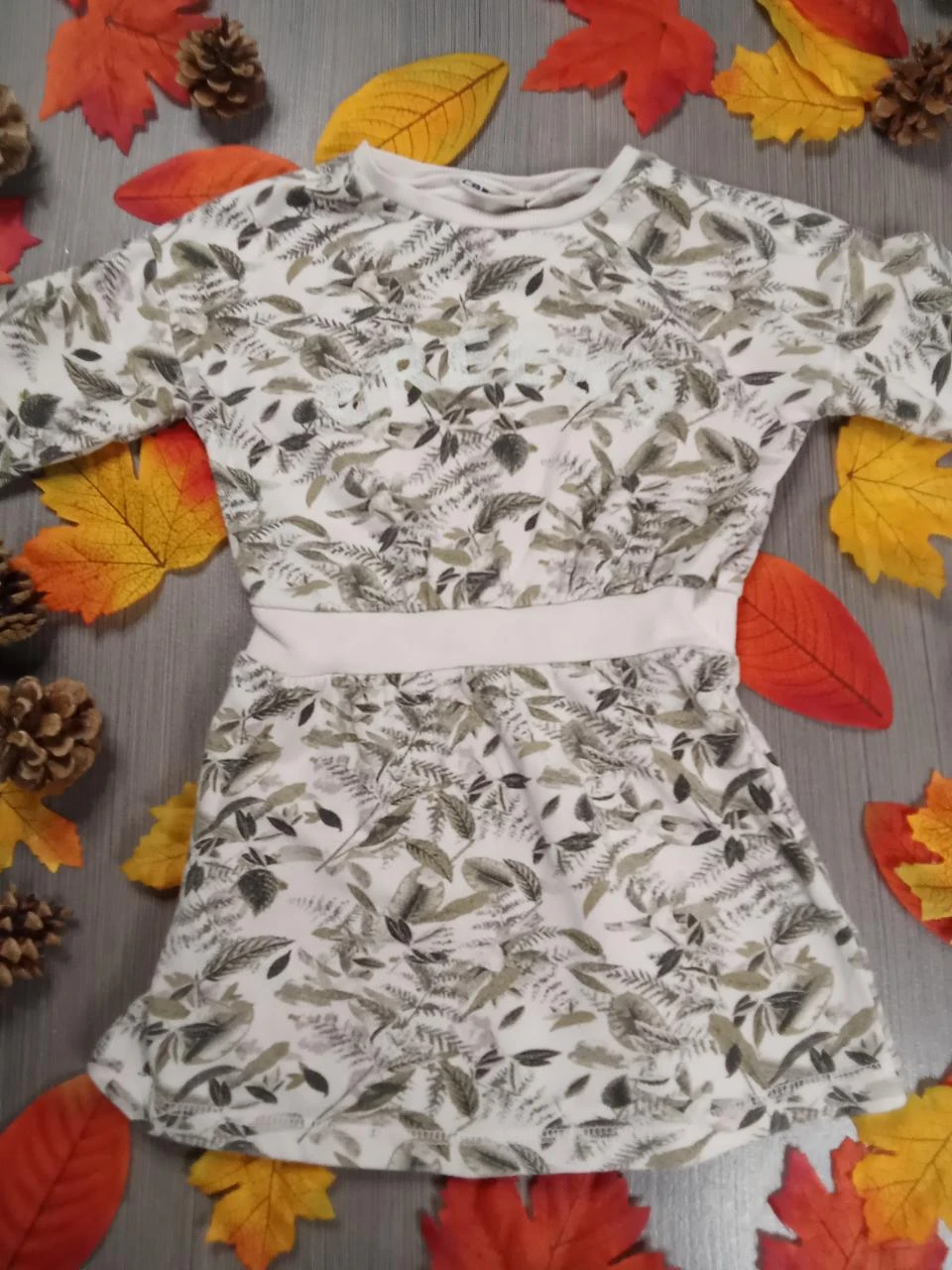Jolie robe longues manches Creeks 4 ans